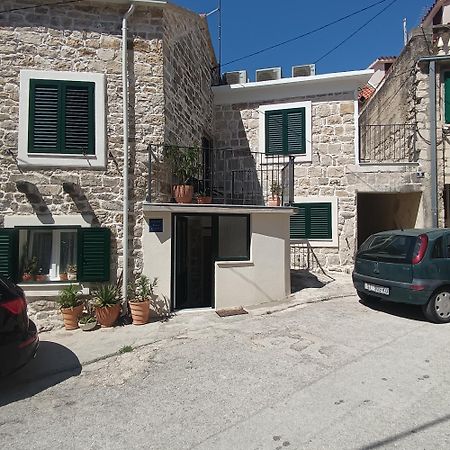 Apartman Oleandar Kaštela Exteriör bild