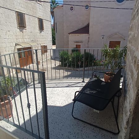 Apartman Oleandar Kaštela Exteriör bild