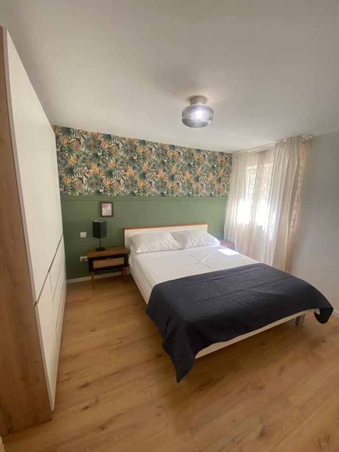 Apartman Oleandar Kaštela Exteriör bild